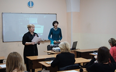 Директор ИНПО Н.Я. Гарафутдинова приветствует учителей