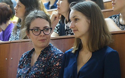 Студенты на конференции