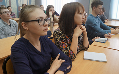 Студенты на встрече с Валерием Федоровым