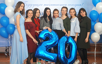 студенты