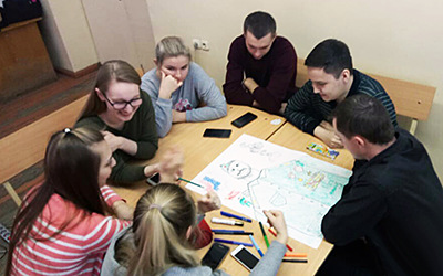 Выставка работ учащихся СОШ №65 г. Омска на тему «Кто такой патриот»