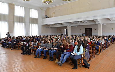 диалог на равных