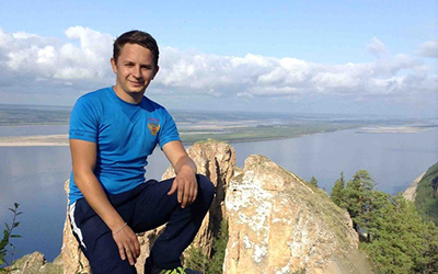 Денис Кадочников