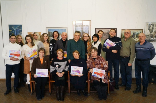 В ОмГПУ подвели итоги выставки «АРТ-Перекресток»