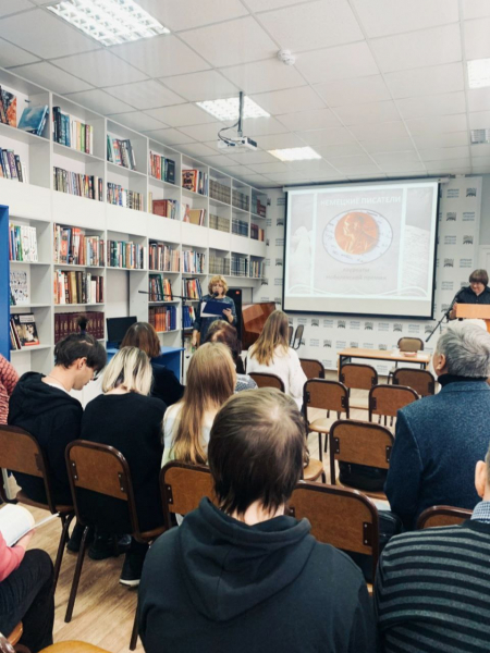 Студенты ОмГПУ познакомились с немецкой классикой в литературной гостиной