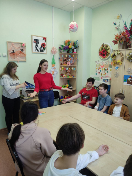 студенты ОмГПУ посетили пациентов детской больницы