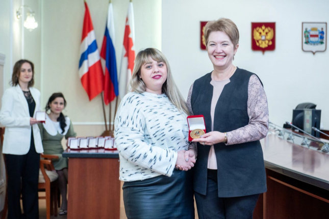 Выпускница ОмГПУ Альбина Ларионова