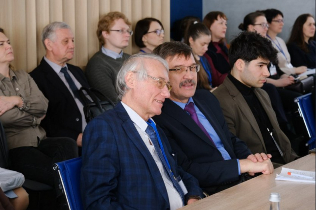 в Новосибирске состоялась научно-методическая конференция «Основы российской государственности»