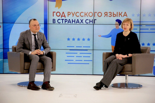 Научный коллектив ОмГПУ начал исследовать развитие русского языка в Казахстане по госзаданию Минпросвещения России
