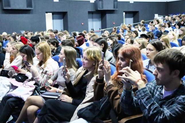 Для первокурсников ОмГПУ проходит адаптационная практика