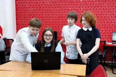 Студенты