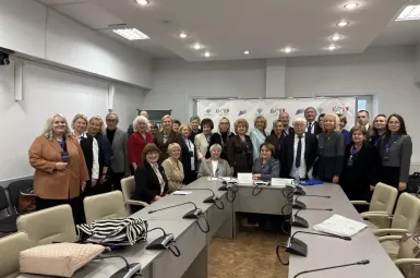 Студенты